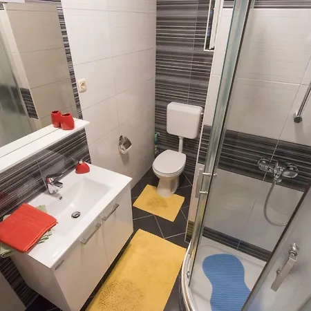 Apartment T&m With Parking In The Old Town Zadar
